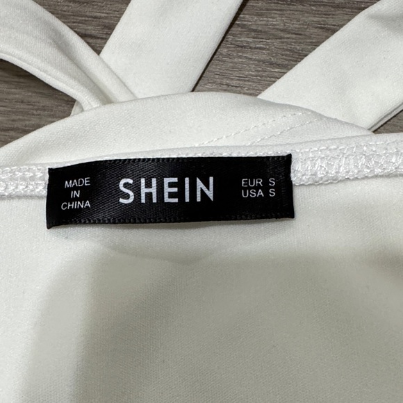 Cream Crop Top and Checkered Leggings Set - Picture 10 of 10